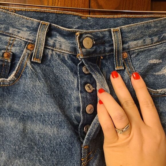 Levis 501 Button Fly Dark Indigo Distressed Size 25 x 26 - Picture 3 of 10